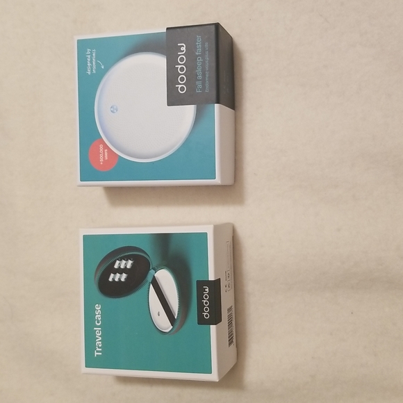 dodow Other - Dodow-sleep aid device with optional carrying case